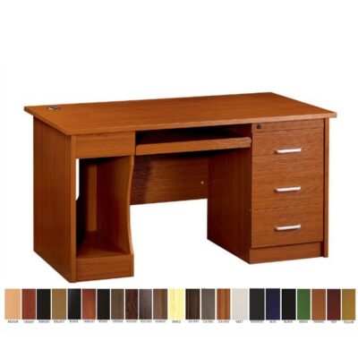A CPT3 COMPUTER TABLE
